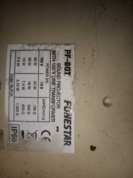 altifalantes cor bege