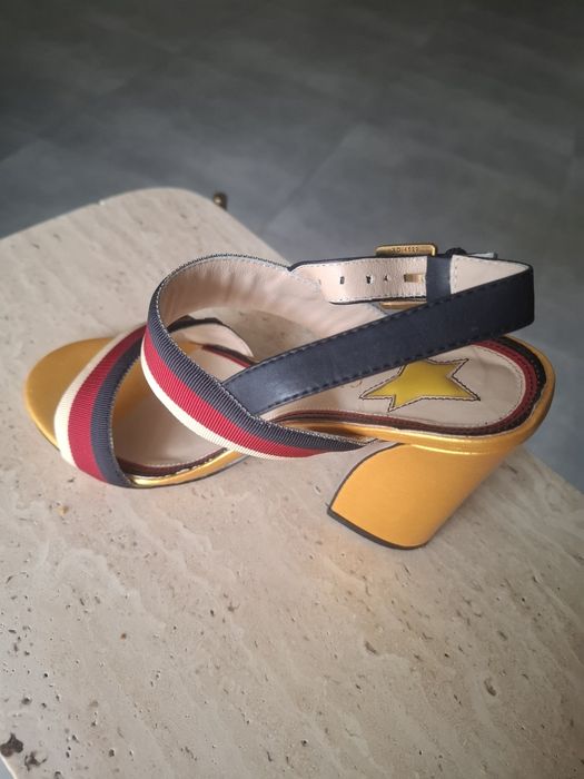 Летние босоножки на каблуке Gucci