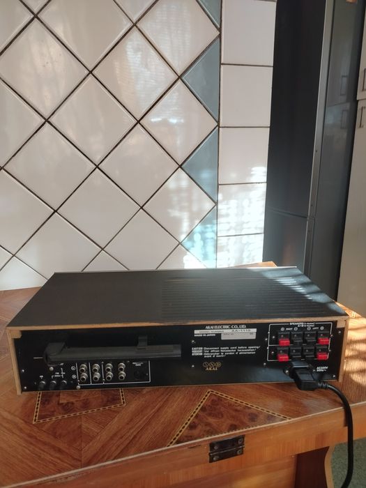 Ресивер Akai AA-1115