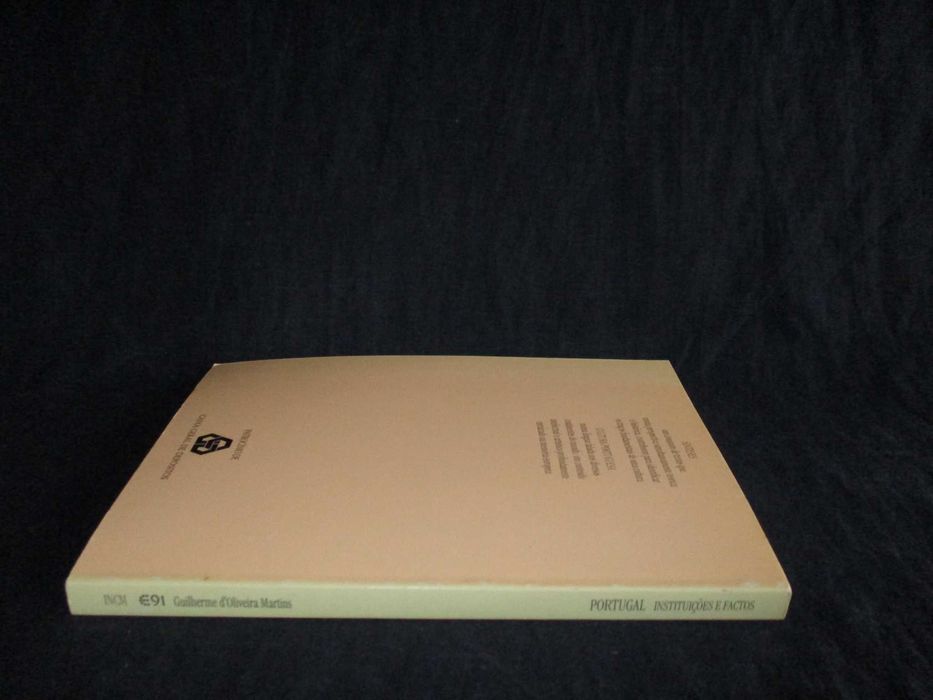 Livro Portugal Instituições e Factos Oliveira Martins