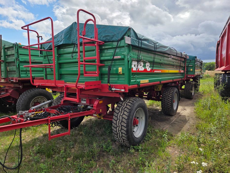 John deere 6330 premium.  Tylko 5600h