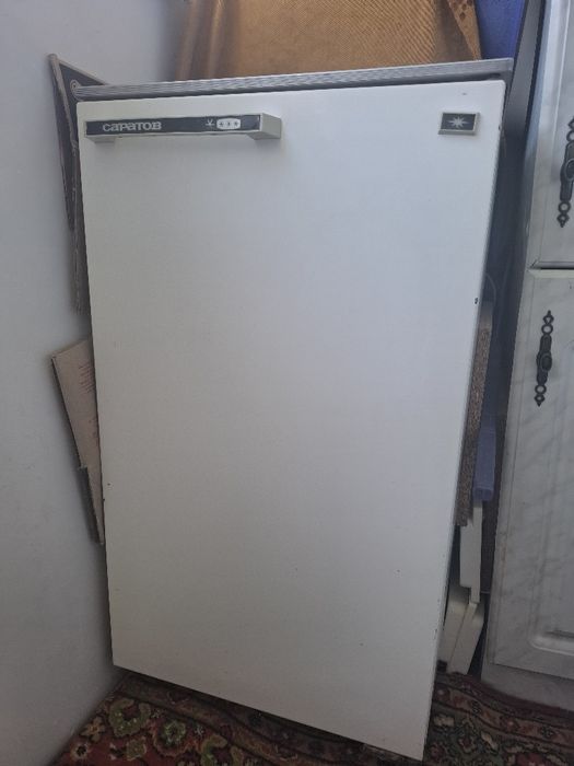 Продам морозильну камеру ,,Саратов"