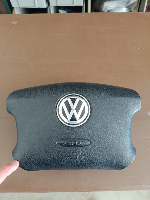 VW Golf MK4 IV 1.4 16v para peças - jantes caixa parachoques interiores modulos cintos interiores outros