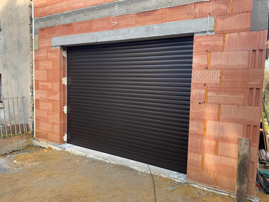 Roleta zewnętrzna brama garażowa PA77