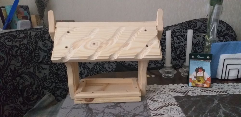 годівничка для птахів