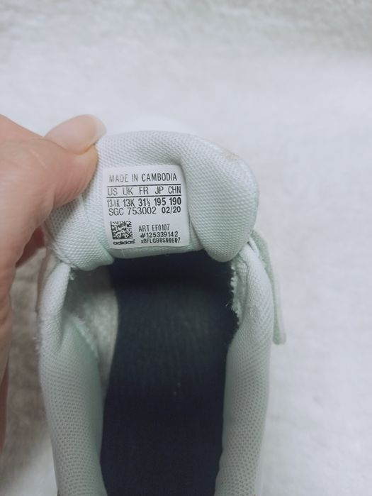 Оригінал ADIDAS 31.5 розмір, устілка 20.5 см кросівки для дівчинки