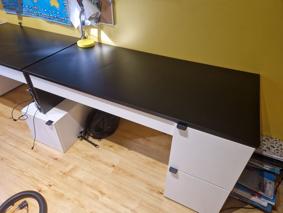 Biurko 140 L z kontenerkiem Young Users