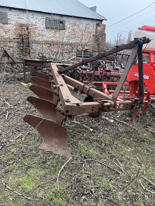 Плуг ПЛН 5-35/ 4  були у використанні