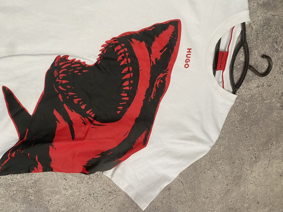 Hugo boss red Darmolejo t-shirt shark big logo white