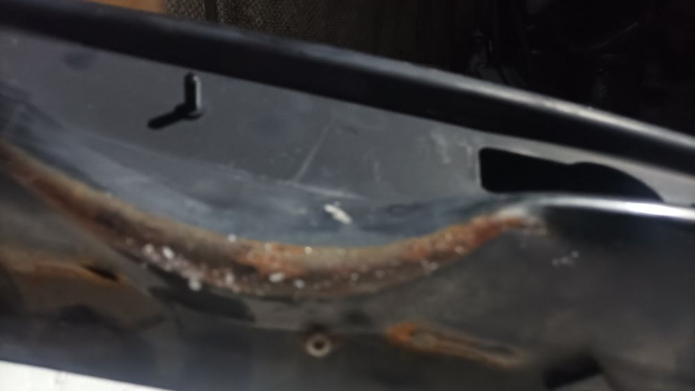 Підсилювач бампера Tesla model S 2016-2022