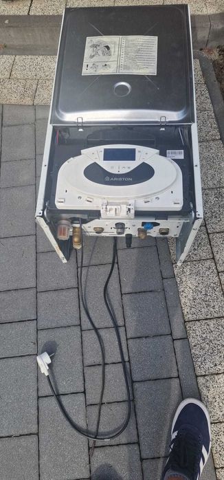 Uszkodzony piec Ariston EVO 30KW na części