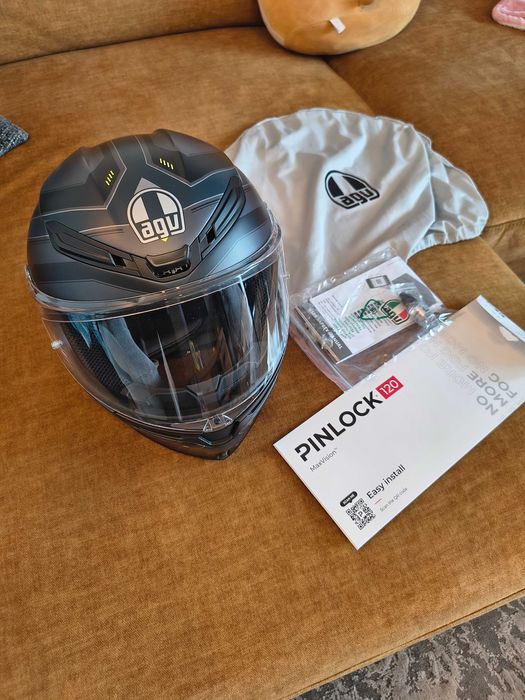 Kask motocyklowy AGV K6S rozm. S