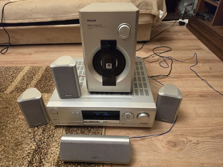 Wzmacniacz/kino domowe DFR1600 z głośnikami
