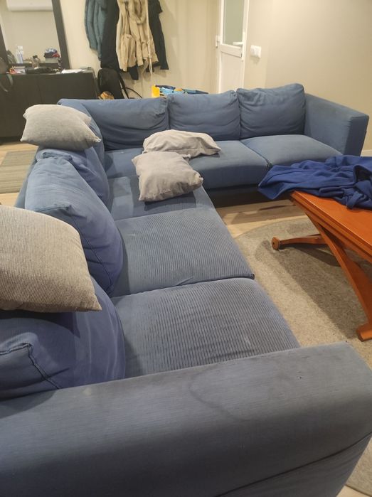 Sofá usado para desocupar