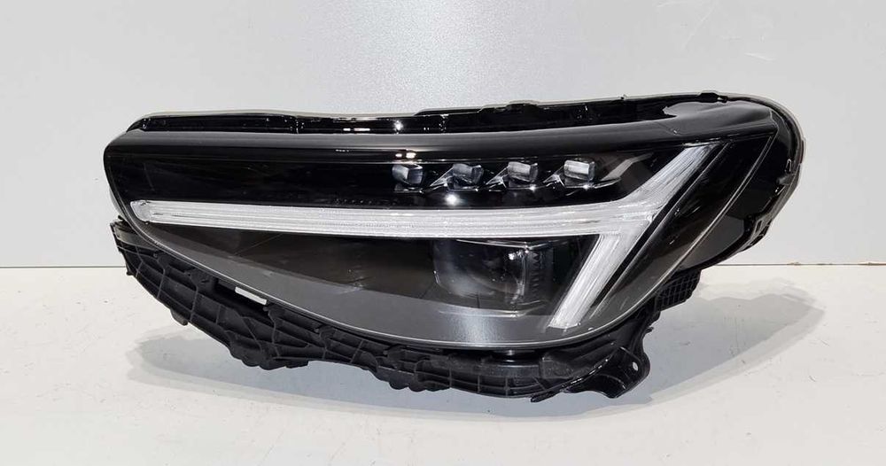 Reflektor lewy Full Led Volvo XC40 Lift Pixel europa