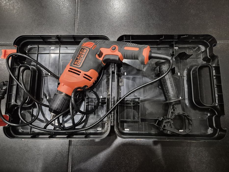 Berbequim Black+Decker BEH710K-QS 710W