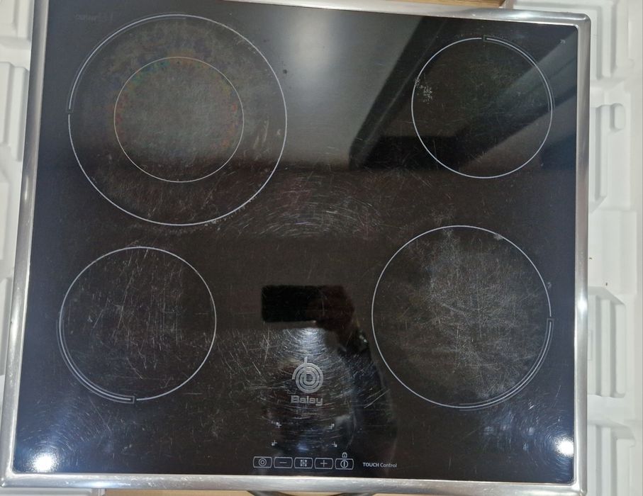 Vitrocerâmica BALAY