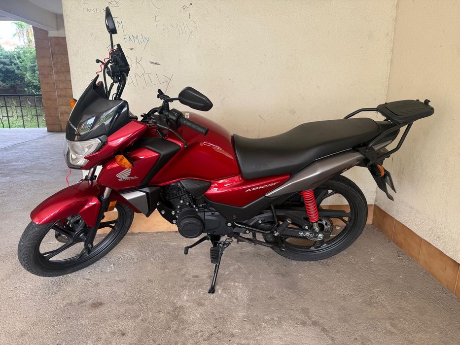 Moto CB 125 F ano 2023 mês 7