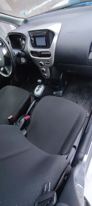 Mitsubishi i miev 2012 року , електромобіль