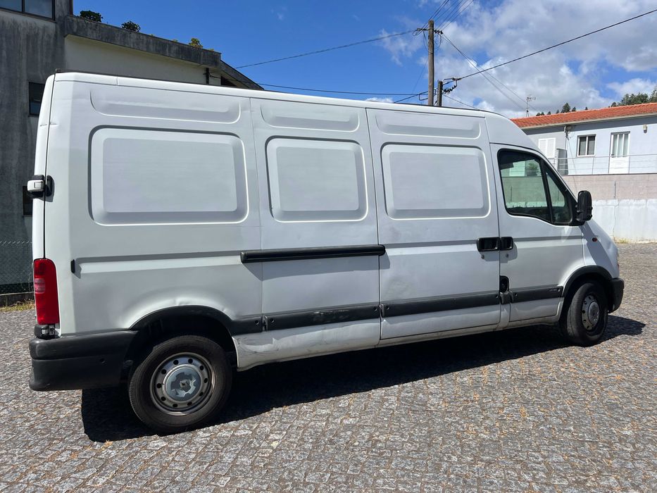 Renault Master Longa 2.2 Diesel | IVA Dedutível | Histórico de Manutenção | Excelente Oportunidade