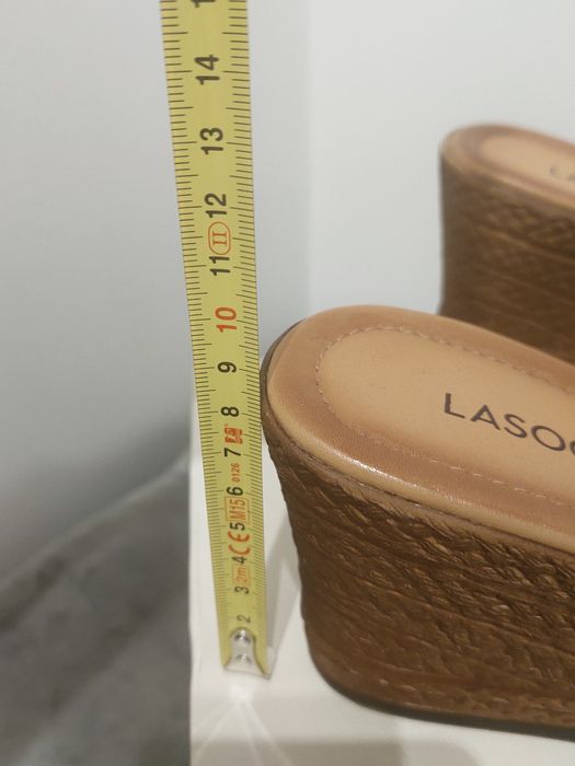 Nowe klapki firmy Lasocki