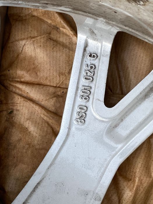 Felga Aluminiowa Audi TT 5x112 ET50 8,5x18” idealna oryginał