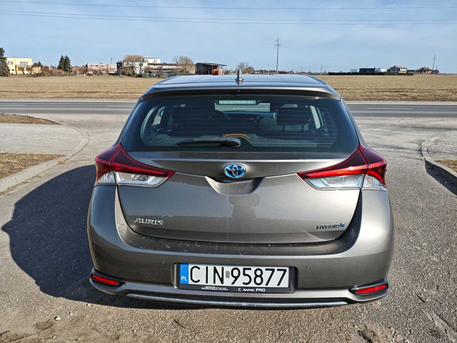 Toyota Auris II Hybrid