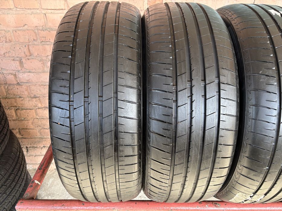 Комплект літніх шин 235/50R20 Bridgestone