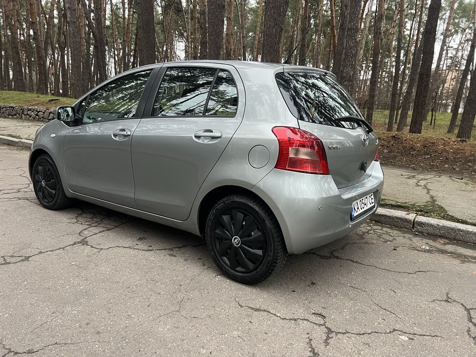 Тайота Ярис Автомат Торг Обмен Супер Слстояние