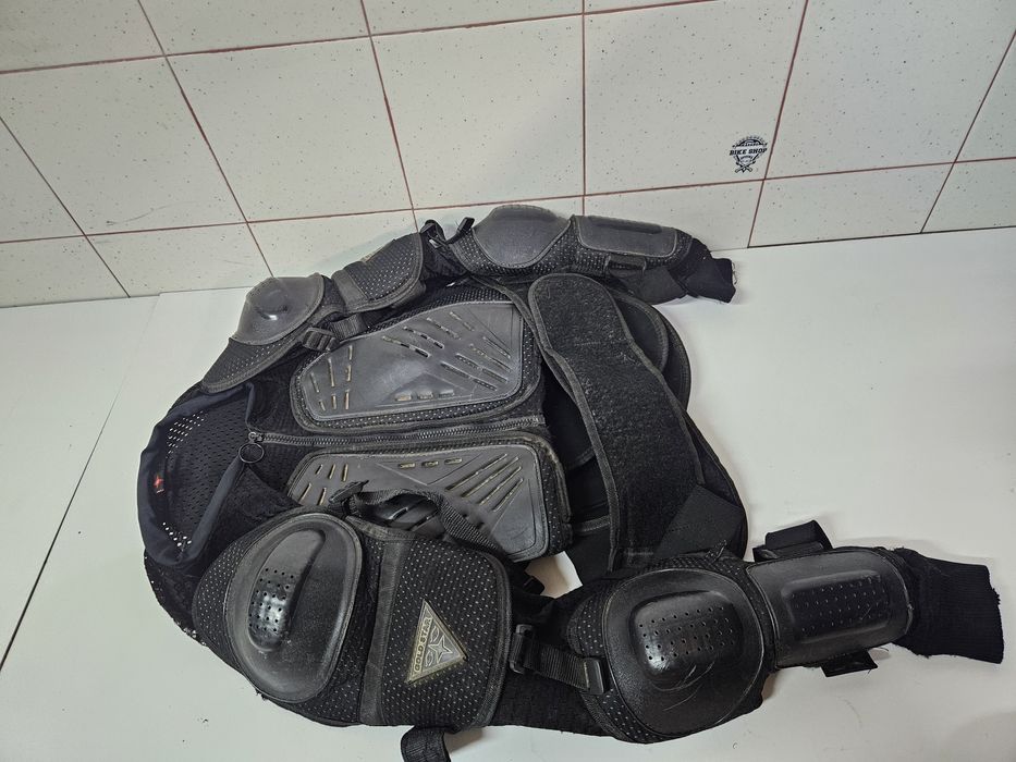 Colete integral protecção