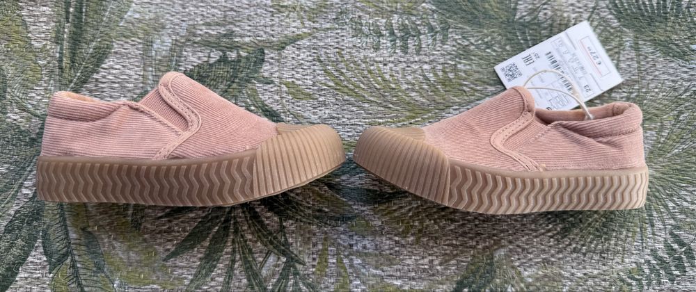 Alpercatas de menina - Zara Home - Tamanho 23