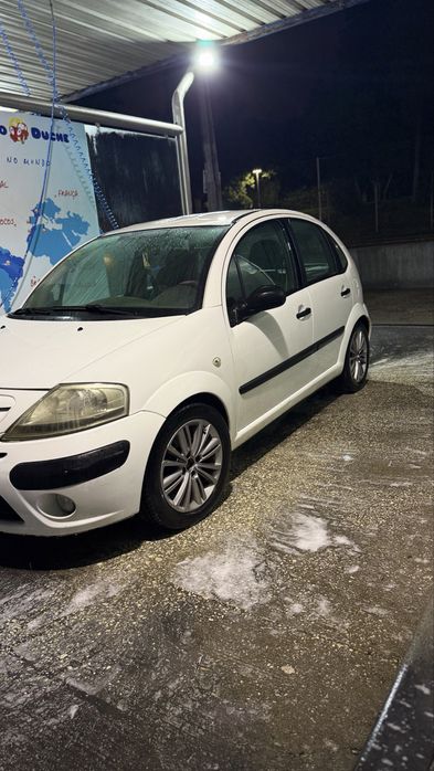 Citroen  c3  a diesel. Aproximadamente 390.000 kms foto 4