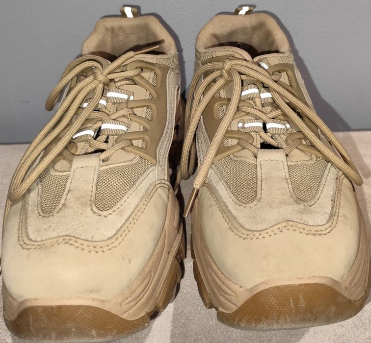 Buty sportowe damskie