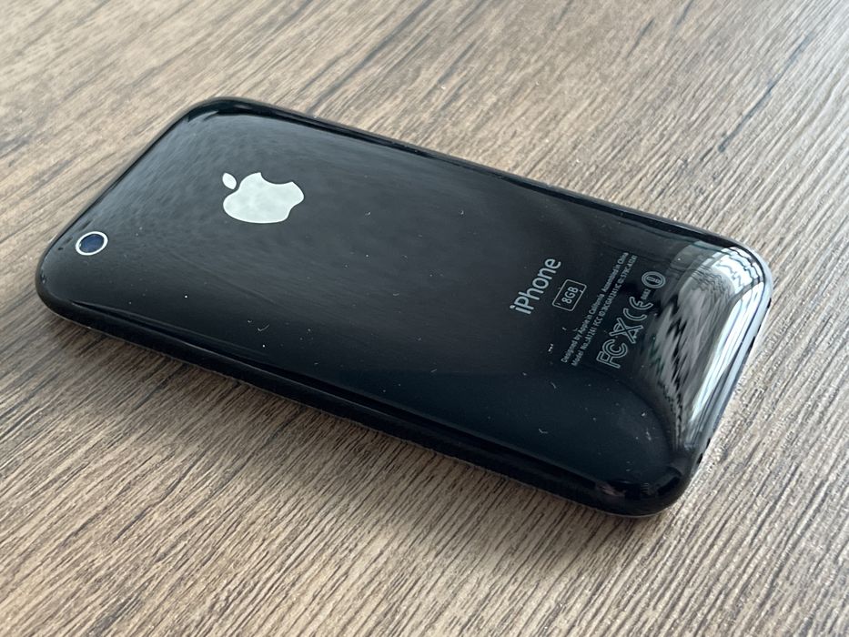 Iphone 3g  8 gb ідеальний стан
