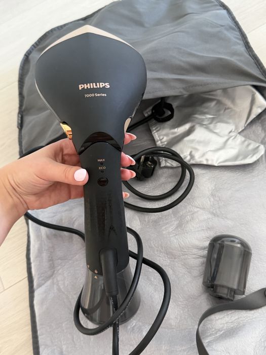 Відпарювач Philips 7000 Series STH7020/20 — ідеальний стан