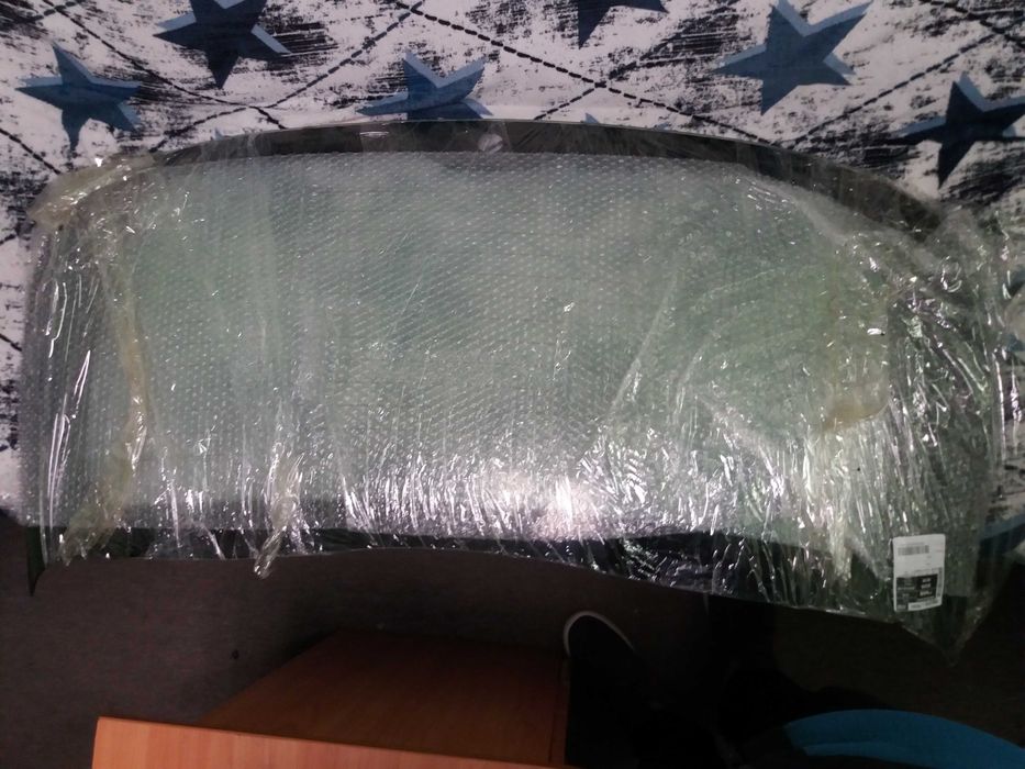 BYD S6, заднее стекло, стекло крышки багажника, стекло ляды. 10534812