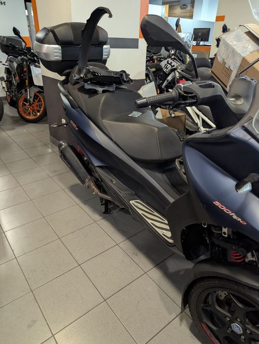 Piaggio MP3 500 LT, 2020, Acidentada, poucos KMS, ótimo negócio para reparação particular.