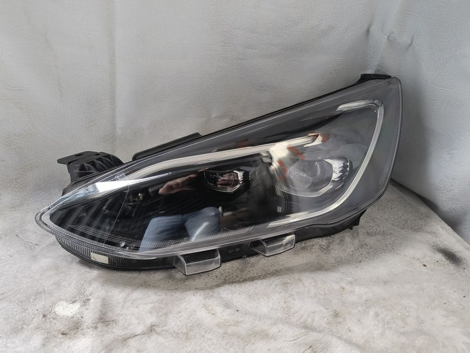 Lampa lewa Full LED Ford Focus Mk 4 IV Lift Europa reflektor przedni