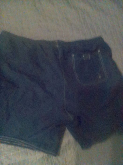 Шорты летние фирменные р52.