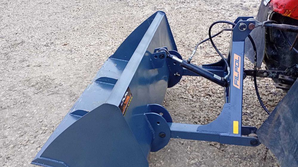 Łycha łyżka pług na tuz do ciągnika z hydrauliką Na tył z kiprem Ursus