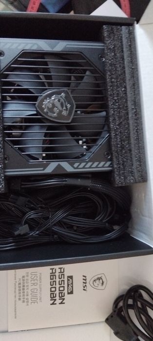 Fonte de alimentação MSI mag a550bn nova, apenas utilizada uma vez.