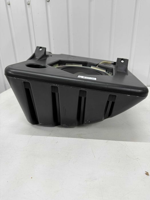 Сабвуфер Tesla Model S 2012-2020 Сабвуфер Тесла Еска 2014