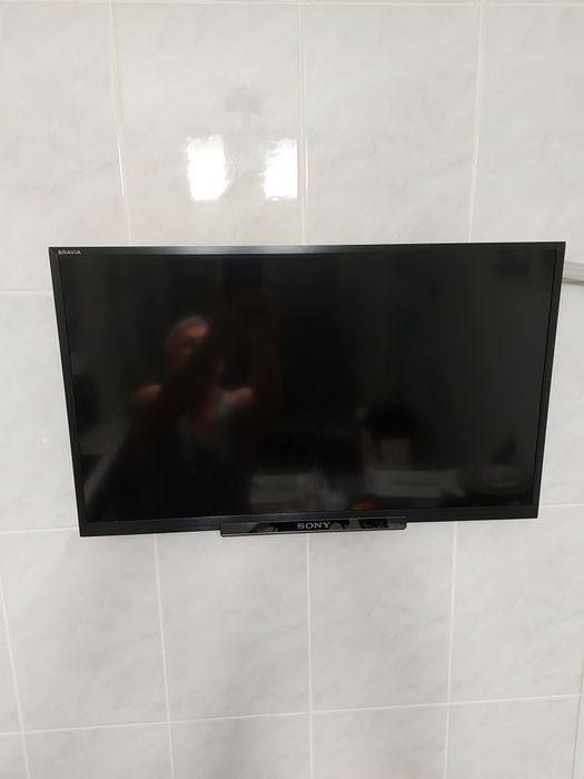 Телевизор Sony KDL-24W605A