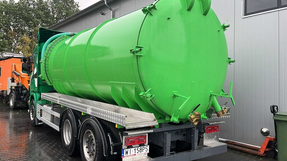 Asenizacyjna beczka pod samochod 20000 L szambo