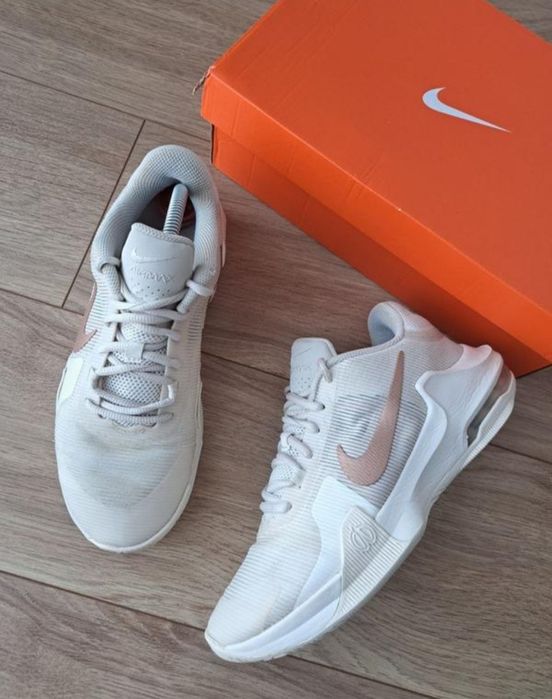 Кроссовки  Nike Air Max Impact 4 (оригинал) 39 размер
