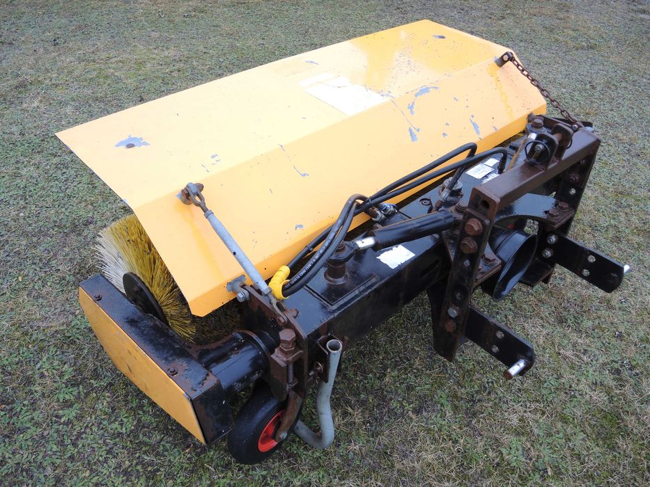 Zamiatarka czołowa wom szczotka gmr 150 cm