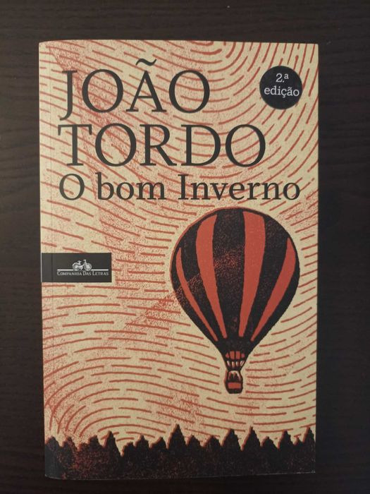 Livros «As Três Vidas» e «O Bom Inverno», de João Tordo