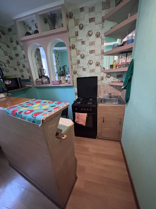 Продам 1ккв по вул. Незалежності 2/9поверх!