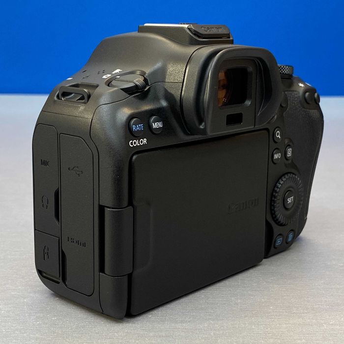 Canon EOS R6 Mark III (32.5MP) + RF 24-105mm f/4-7.1 IS STM | NOVA | 3 ANOS DE GARANTIA