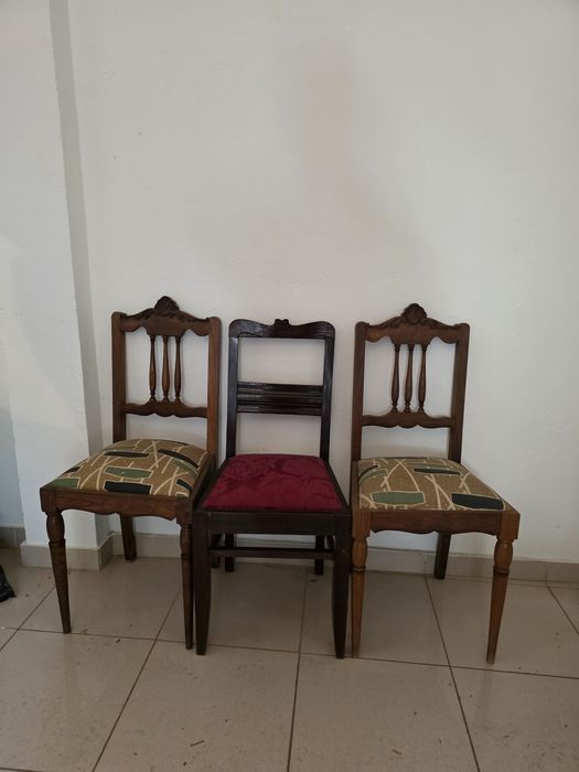 Cadeiras em muito bom estado